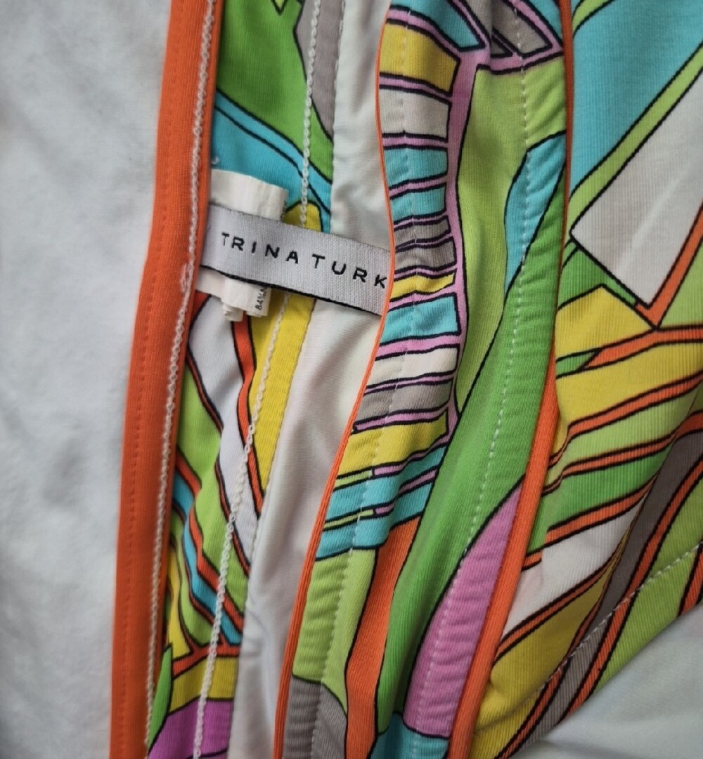 Trina Turk Colorful Tropical Print Bikini & Cover-Up Size 6 - Picture 2 of 6